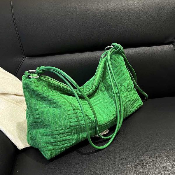 Umhängetaschen, Handtaschen und Club-Abendtaschen, Designer-Samt-Soul-Bag, modisch geprägte Messenger-Handtasche mit hoher Kapazitätcatlin_fashion_bags