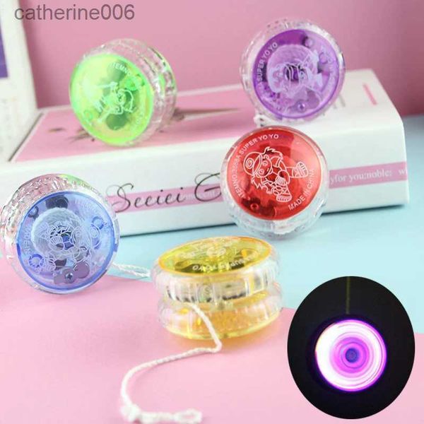 Yoyo 5-teilige LED-blinkende magische YoYo-Kugel, klassisches Puzzle-Spielzeug für Kinder, Geburtstag, Babyparty, Party, Gastgeschenke, Geschenktüten, Belohnungen, Pinata-Füller, L231102