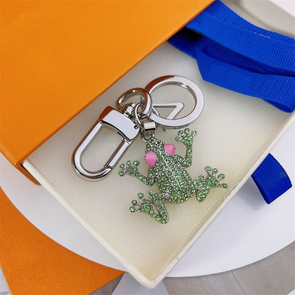 Pretty Green Frog Keychain Tasarımcısı v Anahtar Zinciri Cazibe Çanta Kolye Erkek Kadın Lüks Hediye Cüzdan Anahtarlık