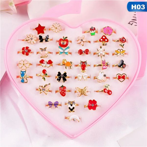 Schmuck 36 teile/schachtel Koreanischen Stil Kinder Ringe Mädchen Gemischt Kunststoff/Harz/Legierung Niedlichen Kind Cartoon Ringe Kindertag Geburtstag Schmuck Geschenke 231101