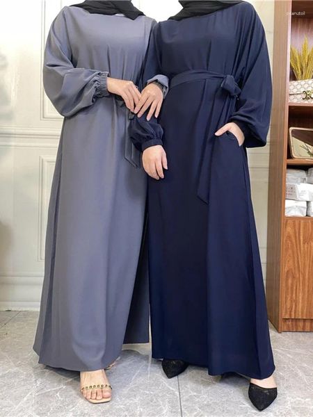 Abbigliamento etnico Pianura Abaya Dubai Abito hijab musulmano Manica elastica Abaya chiuso di base per le donne Turchia Ramadan Abito caftano islamico