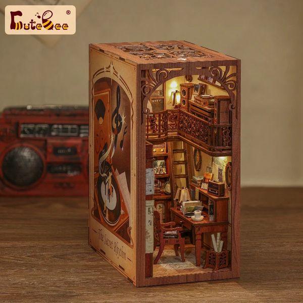 Puppenhauszubehör CUTEBEE Book Nook Kit DIY Holz mit Touch Light Secret Rhythm Miniaturhäuser Bausätze Dekorationen Modell Geschenk 231102