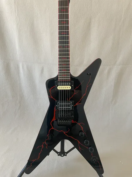 Benutzerdefinierte Alien E-Gitarre Black Panel Red Lightning