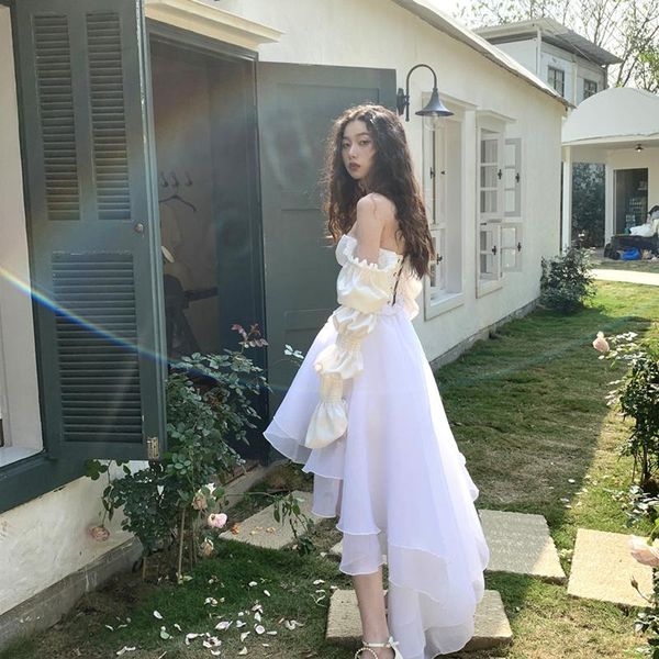 Lässige Kleider Damen tragen Kleid im Frühling Thai Break Französisches Design Kleiner Duft Weiße Prinzessin Puffrock Einzigartiges schickes Temperament