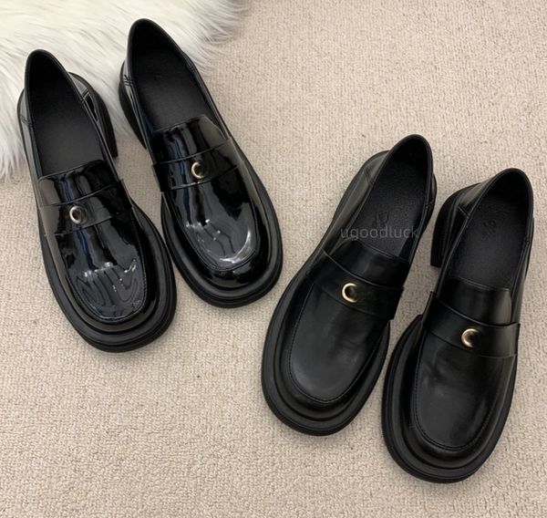 Designer feminino sapatos de couro vintage único sapatos de couro britânico francês mocassins preto peplum fundo grosso mocassins estribo sapatos