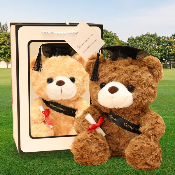 2023 Nova Temporada de Graduação Presentes Urso de Pelúcia Com Chapéu de Solteiro Bonecos de Pelúcia Scholar Teddy Parabéns Urso com Saco de Presente 6 Cores Atacado