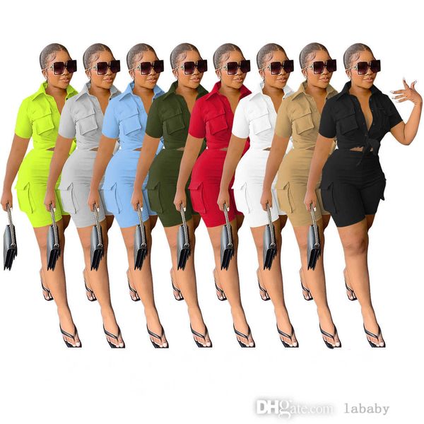 Tasarımcı Kadın Trailtsuits Moda kentsel tarzı gömlek termeleri kısa kollu üst kısımlar şortlar düz renk iki parçalı set kadın giyim