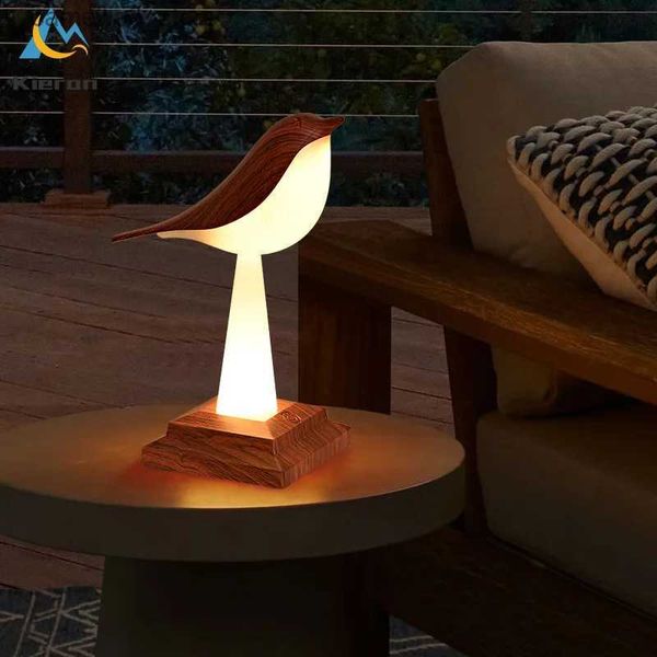 Lâmpadas de mesa Modern Simples Magpie LED Candeeiro de mesa Quarto Estudo Cabeceira Lâmpada de mesa Sala de estar Decoração 24 cores de luz Pássaros Luzes de mesa Q231104