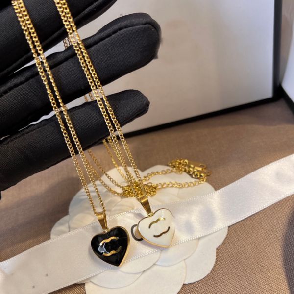 Эмаль бренда сердца подвесные ожерелья любви дизайнерские ожерелья подвесной конец черные белые любовные сети женщин из нержавеющей стали