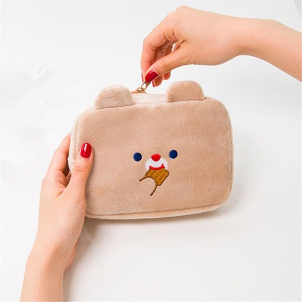 Bolsas de lápis 1pc CARAÇÃO CARAÇÃO DE PLUSH CASO BACO COSMETICA EARENHO DE EARRAGEM DADOS DE CAVO DE CAVO DE CAVO DE ESCOLA DE ESCOLA DO ESCOLA KAWAII