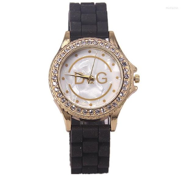 Нарученные часы спортивны Top DQG Brand Watch для мужчин Черный силиконовый бриллиант водонепроницаемые кварцевые женщины Clock Montre Homme Drop