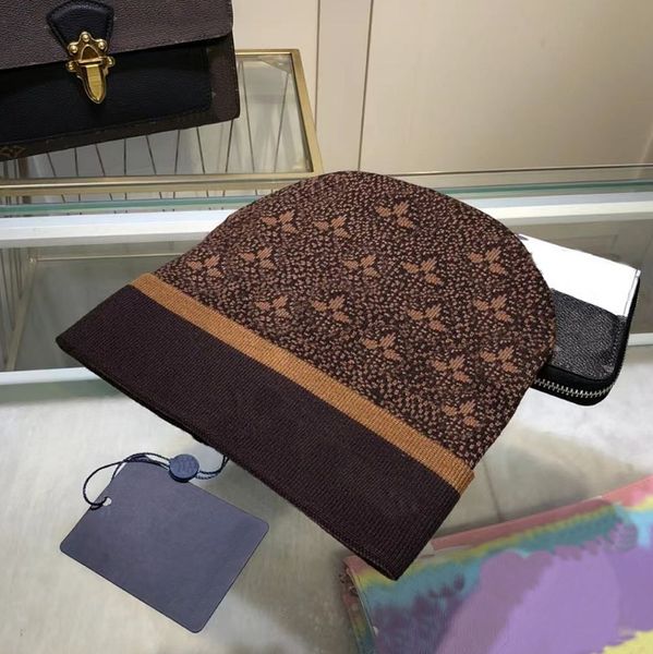 Berretto invernale lavorato a maglia berretto firmato berretto alla moda cappelli autunnali eleganti per uomo cranio cappello da donna all'aperto cappelli da viaggio sci prezzo all'ingrosso Alta qualità A24