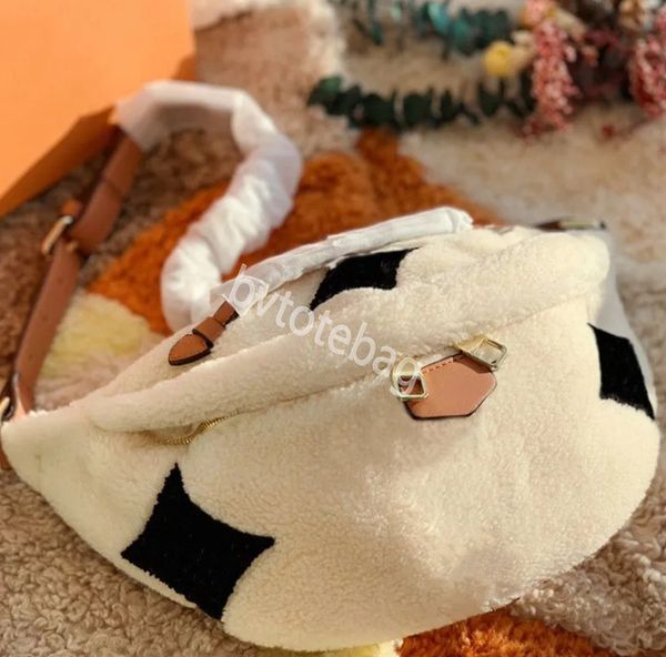 Nuova moda invernale Teddy Marsupio Designer Borse a tracolla Borsa a tracolla in lana di agnello Morbida pelliccia Marsupio per uomo Donna Borse vuttontote con scatola