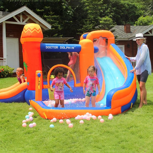 Parque infantil inflável com tobogã aquático The Playhouse com piscina Jumping Castle Bouncer Combo molhado e seco para brincadeiras ao ar livre Festa de verão Quintal Jardim Brinque divertido tema de navio pirata