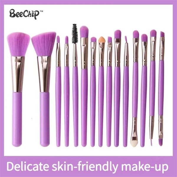 Batom 15 PCS Conjunto de pincéis de maquiagem roxo sem fiapos e sem odor Super Soft Fiber Eye Shadow Foundation Cosmético Pó Blush 231102