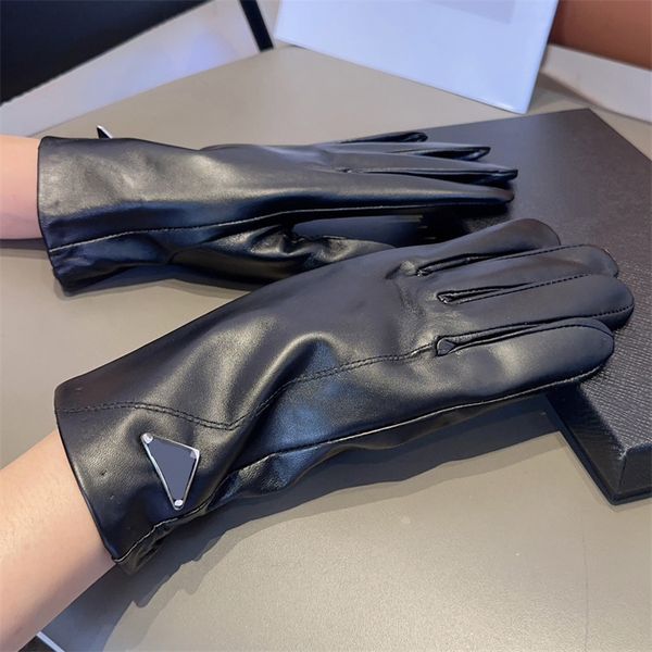 Designer mulher luvas de pele de carneiro p luxo capa luva preto vermelho luva moda marca guanto inverno quente gants clássicos de pelúcia m l tamanhos macios