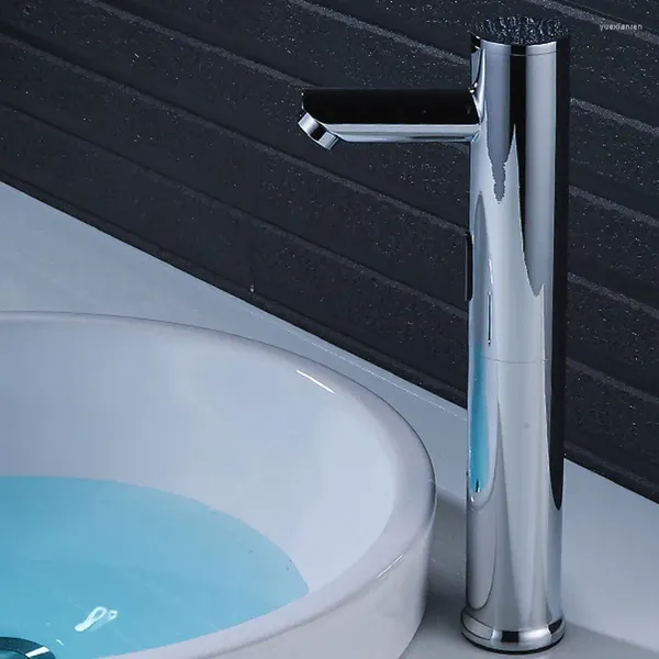 Rubinetti per lavandino del bagno Sensore tattile automatico Rubinetto dell'acqua AC220V e DC6V Scatola di controllo Termostato freddo 3 pezzi Tubo J14347