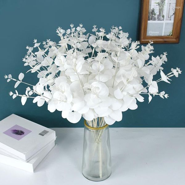 Декоративные цветы белые искусственные эвкалипт листовые ветвь растения цветочные аксессуары домашний декор.