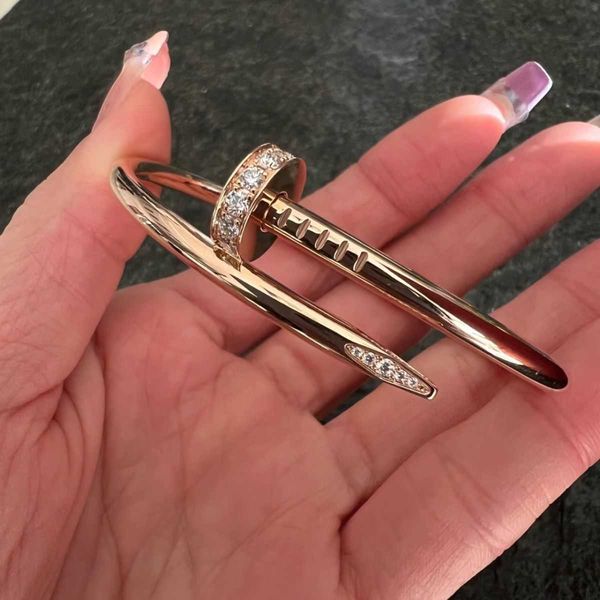 2023 pulseira explosiva pulseira feminina titânio aço nicho net vermelho luxo micro incrustado prego pulseira rosa ouro mão jóias personalidade não desaparece