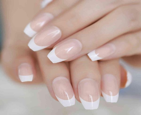 White Line Natural French Ballerina Coffin Unghie finte Gel Uv lucido Pressa media sulle unghie 24 Ct6925365