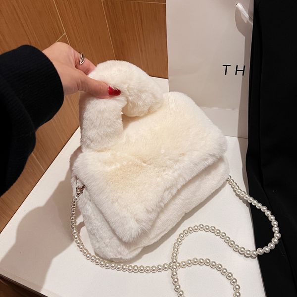 Borsa in peluche con catena di perle nuova clessidra invernale moda coreana con borsa diagonale monospalla