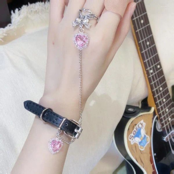 Charm Armbänder Liebe Herz Strass Skelett Hand Ring Lederarmband für Frauen Punk Dark Y2k Ästhetische Accessoires Harajuku Trendy