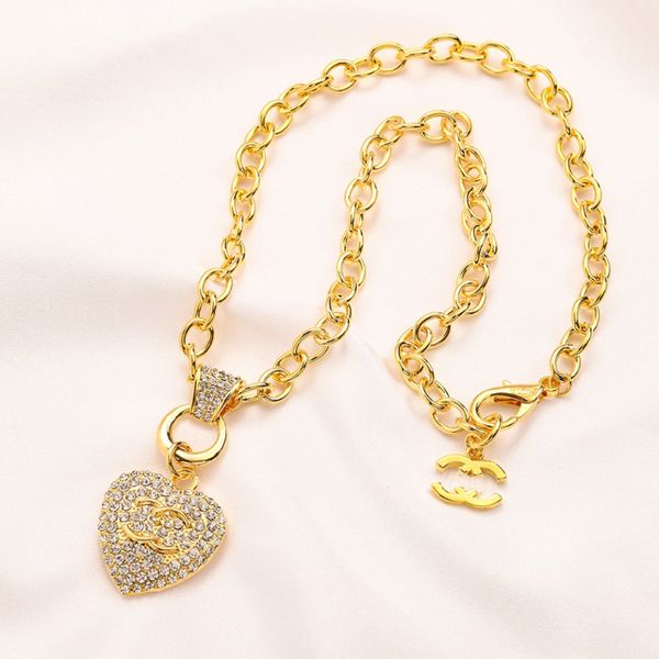 Colar de casal clássico designer de aço de aço selo de colares de amor de luxo colar de pendente de ouro de luxo Famosa marca de joalheria de joias premium