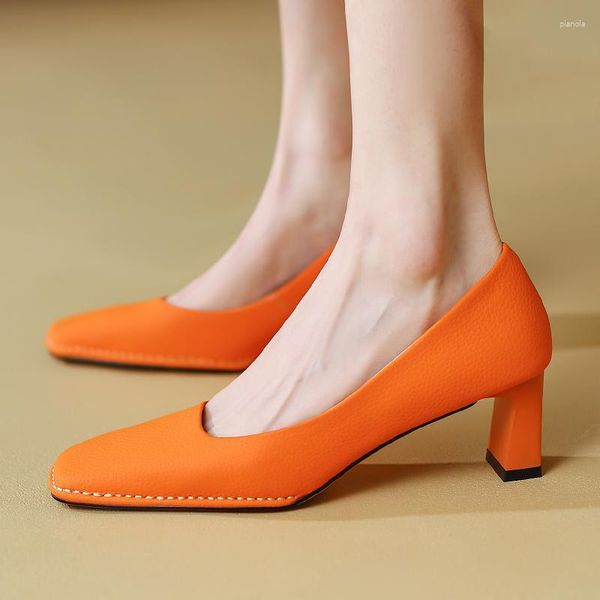 Sapatos de vestido Genuíno Couro Médio Salto Bombas Mulher Elegante Verde Laranja Senhoras Senhoras OL Trabalho Festa Casamento 2023 SpringDress