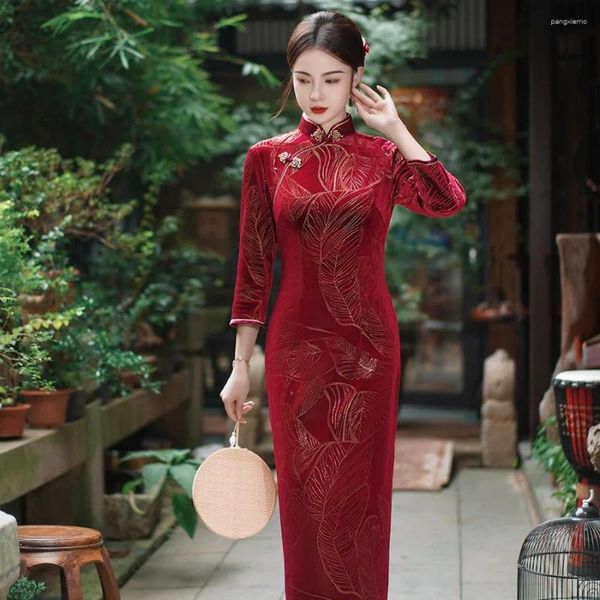 Этническая одежда больших размеров, красный, черный бархатный Cheongsam, женское винтажное платье для вечеринки, свадьбы, с длинным рукавом, зимнее традиционное Ципао, M-5XL