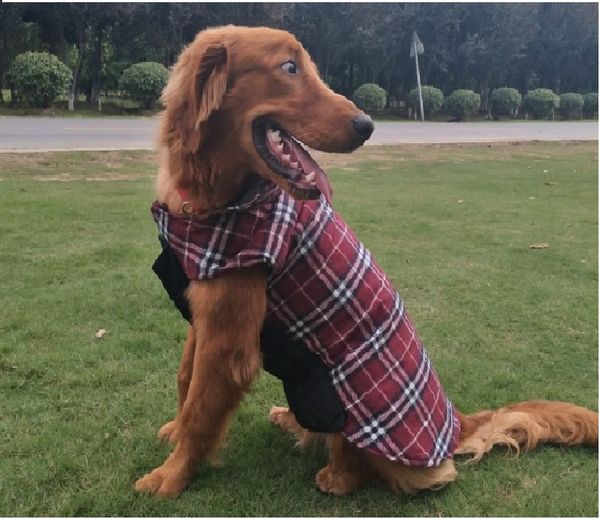 Casaco quente para cachorro Jaqueta reversível Casaco de inverno à prova d'água Estilo britânico Roupas xadrez para animais de estimação Casacos para clima frio Colete de neve aconchegante para cães pequenos, médios e grandes