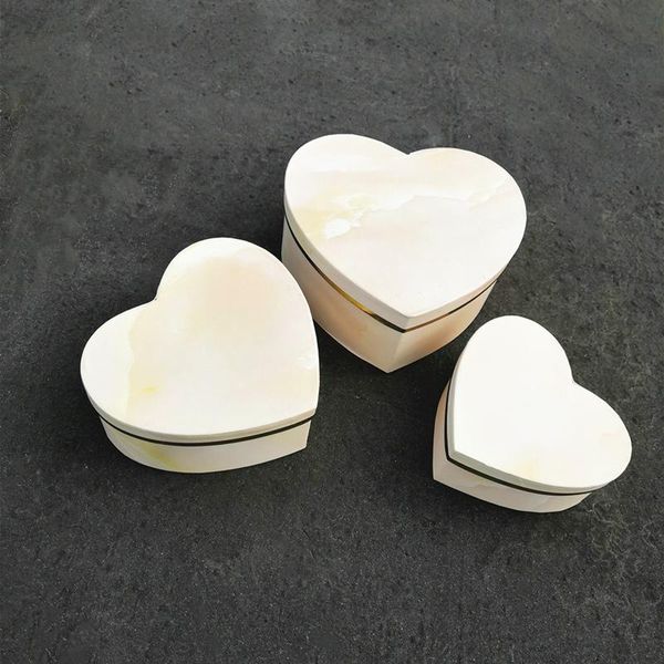 Confezione regalo Fiorista Scatola a forma di cuore Imballaggio di San Valentino Lamina d'oro Bomboniere floreali Scatole di caramelle