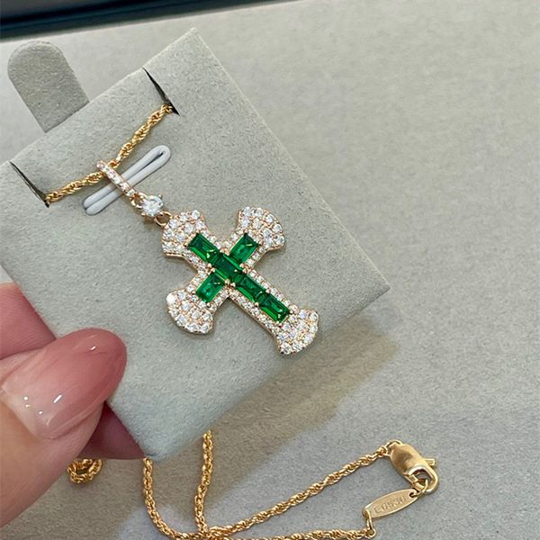 S925 argento moda smeraldo zircone collana donna doppia croce ciondolo collana piazza tag croce clavicola catena