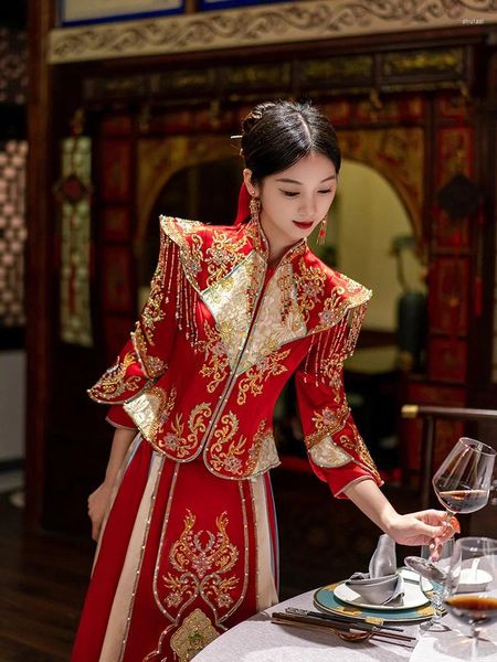 Etnik Giyim Çin tarzı Gelin Kostüm Oriental Marrige Set Kadınlar Cheongsam Tasselleri Qipao Zarif Nakış Gelinlik