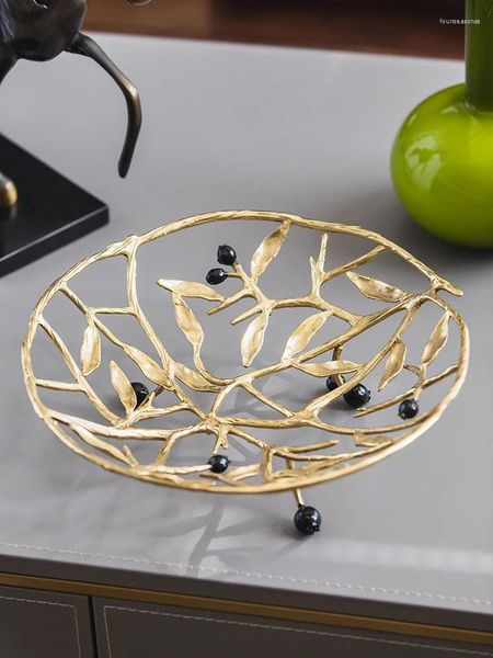 Тарелки Nordic Light, роскошный латунный поднос для фруктов, креативная оливковая ветвь, полая корзина, торцевая стеллаж для стола, украшение для гостиной
