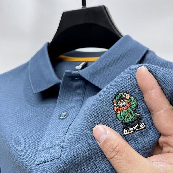 Erkek Polos 2023 Yaz Pamuk Kısa Kollu T-Shirt Erkekler Premium Karikatür Ayı Nakış Moda Polo Gömlek Günlük Yarım Top