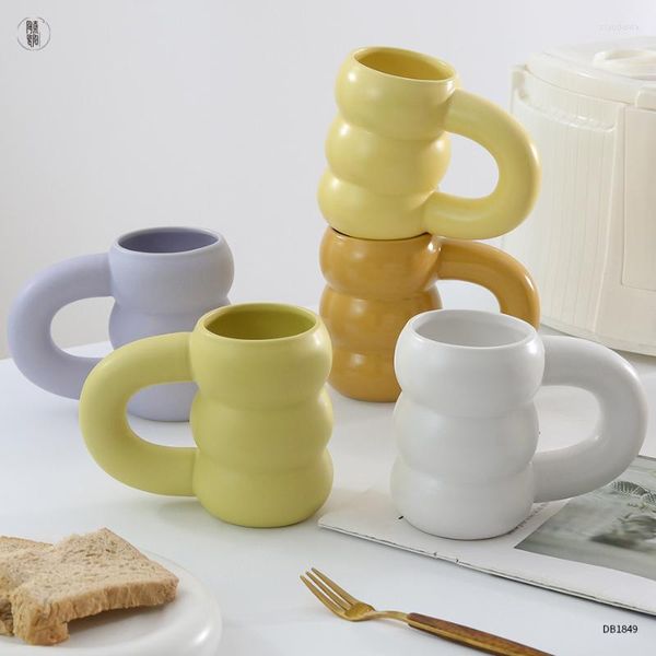 Tassen geformte Geschenktasse mit Händen Reifen Keramik Paar Tasse hohe Schönheit