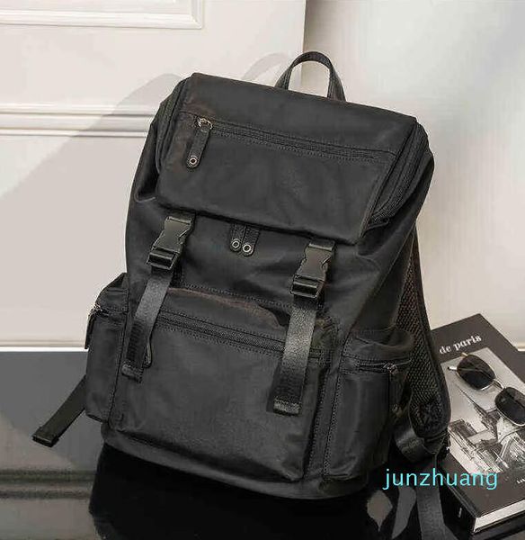 Backpack Style Bag Night Fashion S Man Man Leather 22 Designer à prova d'água Escola de viagem masculino Mochila 220801