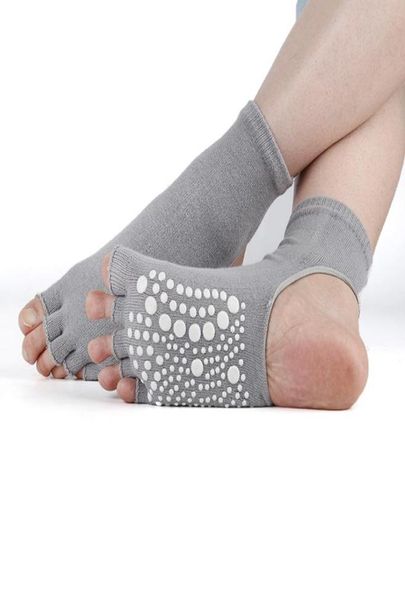 Sport Socken Frauen Yoga Anti Slip Dance Pilates Grip Für Fitness Atmungsaktive Ballett Damen Gym Halb Offene spitze Fünf Finger socke7156918