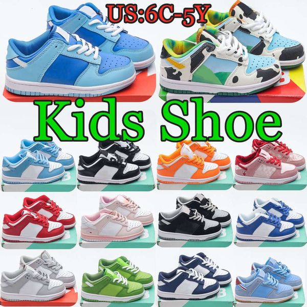 Nuova moda Scarpe per bambini sneakers basse per bambini fragola grosso panda Triple Pink StrangeLove Grey Fog gioventù Ragazze ragazzi designer Scarpe da corsa scarpe da ginnastica per bambini US 6C-5Y