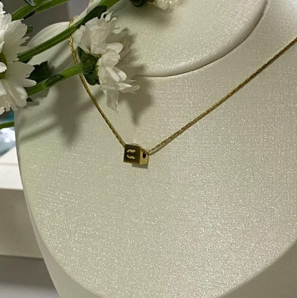 Einfache Mode Brief Diamant Anhänger Halsketten Designer Halskette 18K vergoldet Crysatl Strass Pullover Newklace für Hochzeit Schmuck Zubehör 20style