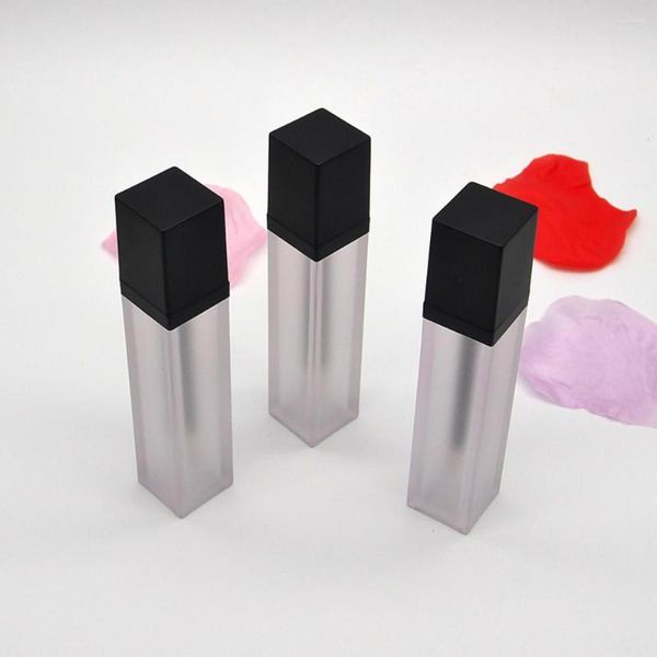 Aufbewahrungsflaschen Leere quadratische Lipgloss-Tube 7 ml mattierte Flasche mit schwarzer Kappe Tragbarer Acryl-DIY-Film-Verpackungsbehälter