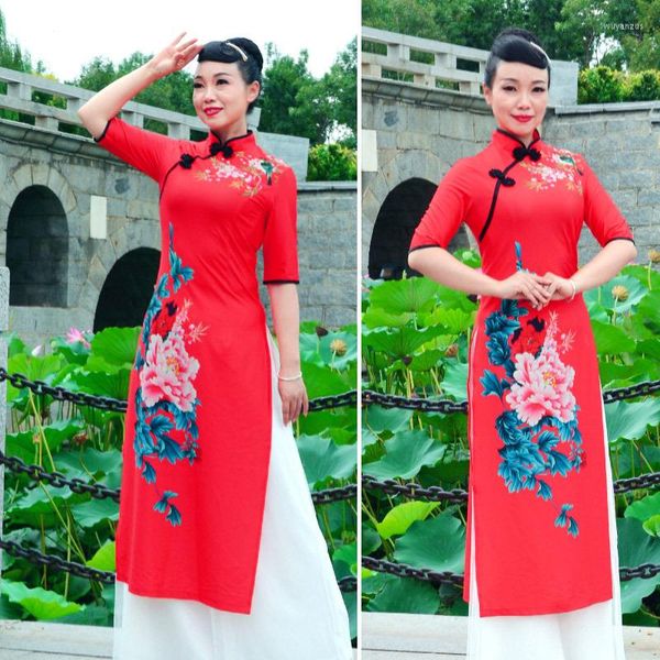 Ethnische Kleidung 2023 Vietnam Ao Dai Cheongsam Volkstanz-Kleiderstil Qipao Chinesisch für Frauen Traditionelles Rotes Blumenmuster