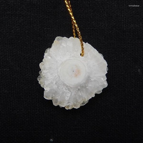 Pietre preziose sciolte Pietra semipreziosa Pietra preziosa naturale Geode bianco Quarzo Ciondolo moda perlina per creazione di gioielli 29x28x7mm 9,5 g