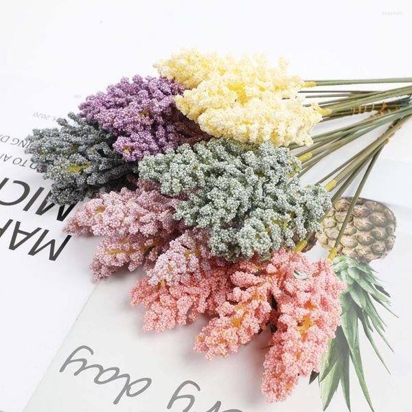 Fiori decorativi 6Pcs Lavanda Spighe di grano Simulazione artificiale Mais Decorazioni per la casa Piante in schiuma finta Accessori per matrimoni