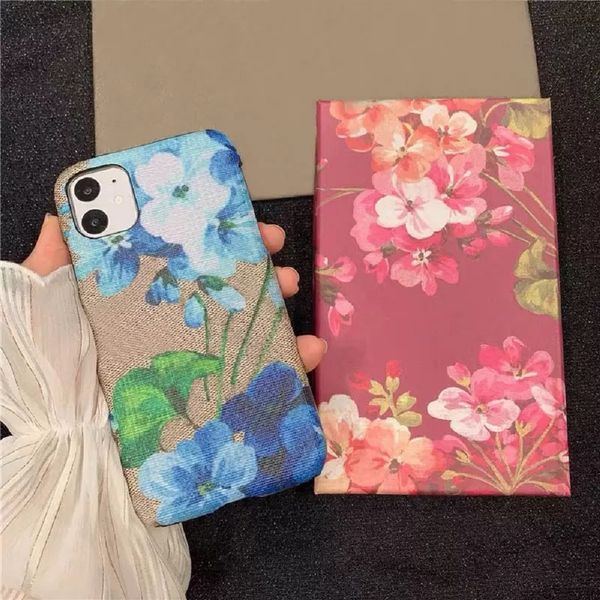 iPhone 13 11 Casos de telefone Pro Max Designer para Apple 15 14 12 xr xs 8 7 Plus Luxury PU Couro Prinha Flor Mobile Cell Mobile Half-Body Bumper Capa traseira Shell Fundas Coque Blue