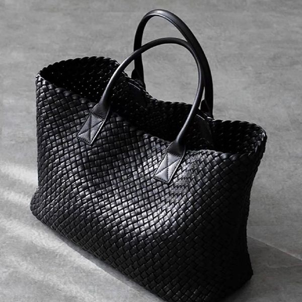 Luxurys Designer-Taschen Totes Cabat handgewebte Tasche Top-Qualität Original Intreccio Woven Totes Große lässige Einkaufstasche Handtasche Tote Geldbörse Geldbörse Cross Body