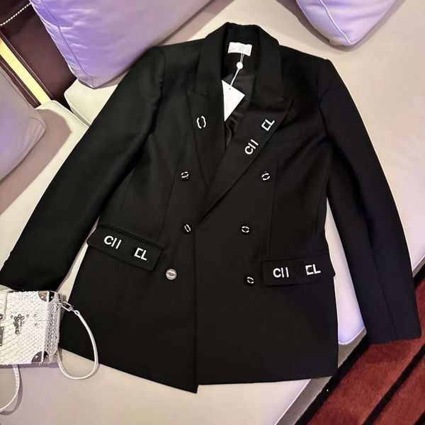 Kadın Ceket OS Gevşek Blazer Tasarımcı Ceket Ch Metter İşlemeli V yaka Takım Lüks Giysiler Elbise Elbise HARDIGAN COATE UNISEX