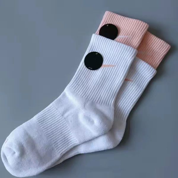 Calzini sportivi Donna Uomo Divertenti Cute School Girls Calzini ricamati in cotone Colorato Sox Designer di marca Retro Bianco Calza corta 17 colori lunghezze L6