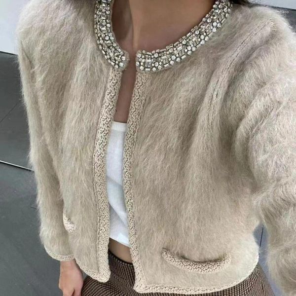 Malhas femininas 2023 outono e inverno mohair incrustado de diamantes de malha cardigan curto suéter casaco feminino