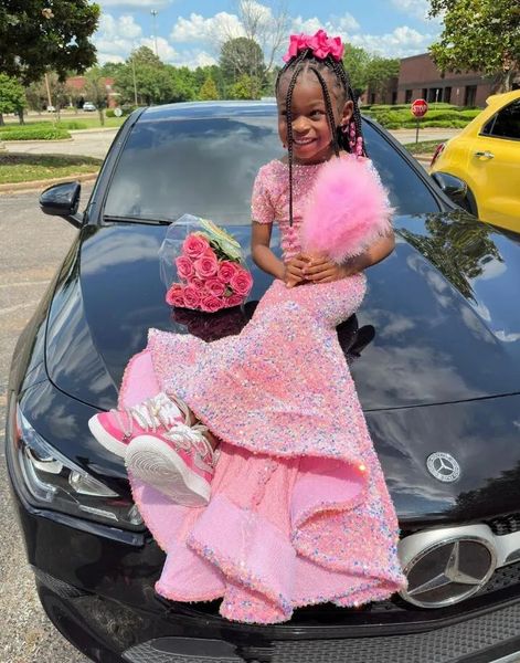 Abiti con perline con paillettes rosa fiori 2024 per bambini dolci e scintillanti Sneaker Ball Prom Abito di compleanno per ragazza nera